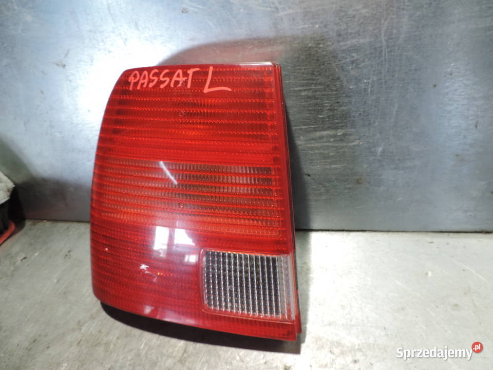 VW PASSAT B5 SEDAN LAMPA LEWY TYŁ Lampy tylne Nowy Sącz