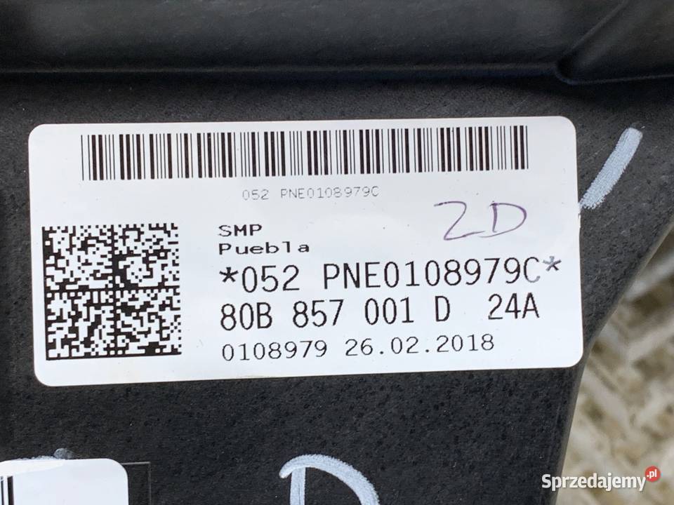 KOKPIT Z PODUSZKĄ PASAŻERA AUDI Q5 FY 80B857001D Deski rozdzielcze, konsole sprzedam