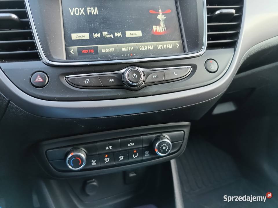 Opel crossland x 12 benzyna bez turbo niski Wołoskowola sprzedam