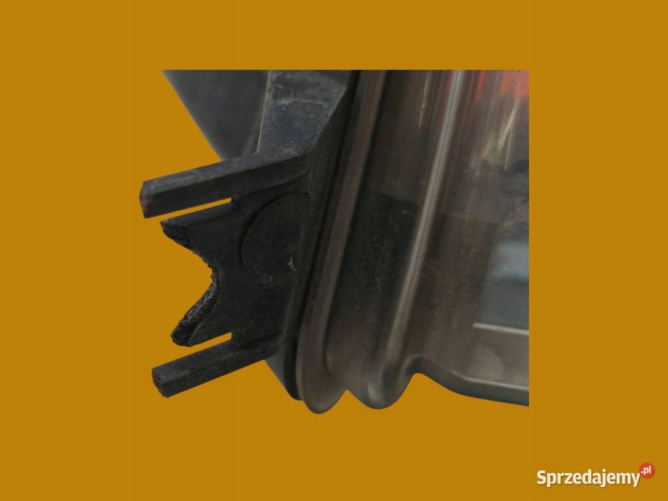 HALOGEN PRAWY PRZÓD 5E0941700 Skoda Octavia III sprzedam