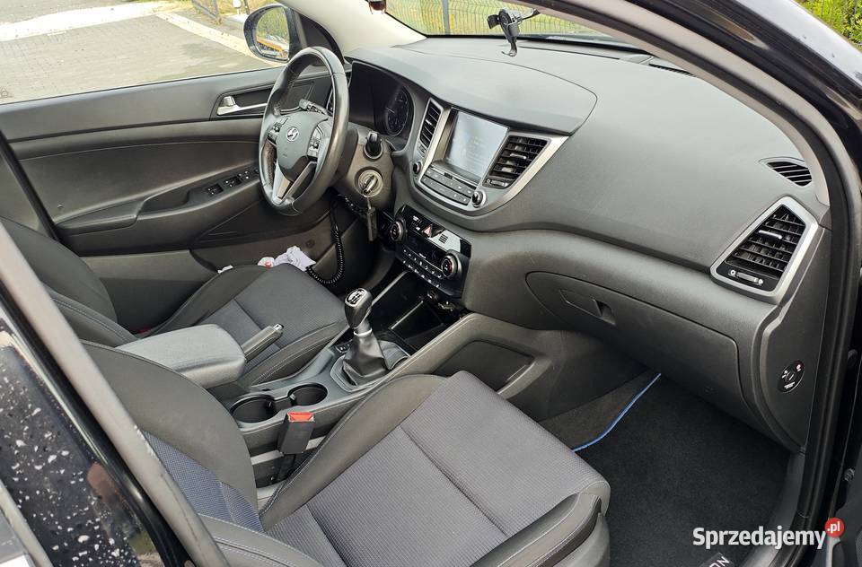 Hyundai Tucson 20 CRDI 136 rej2016 serwisowany nieuszkodzony śląskie Wola