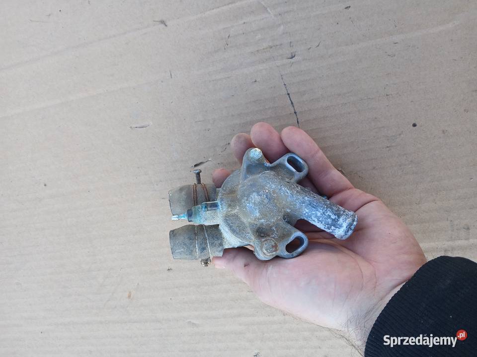Termostat obudowa Kymco Venox VTWIN Honda Magna Termostaty Sandomierz