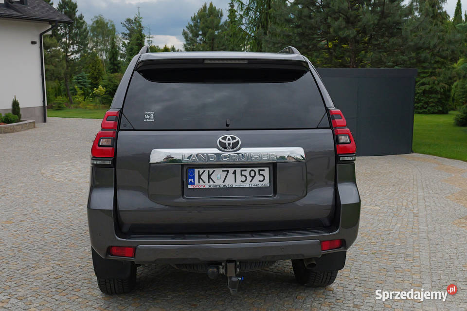 Toyota Land Cruiser Invincible polski salon I świętokrzyskie Kazimierza Wielka