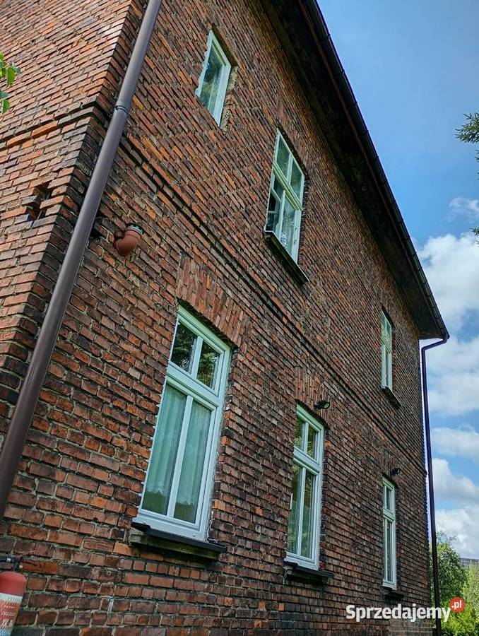 Połowa domu na sprzedaż gont Sprzedaż Cięcina sprzedam