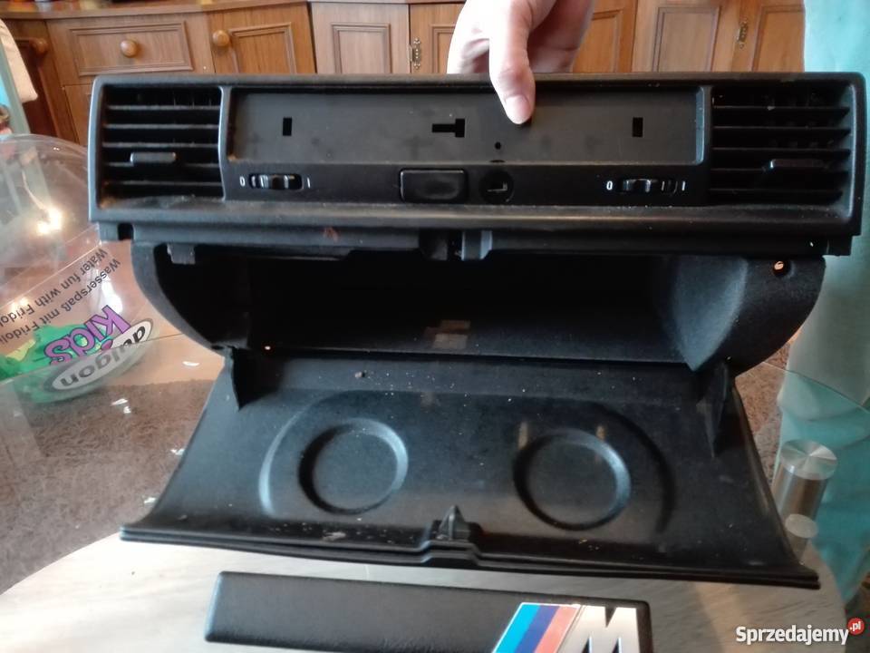 Bmw e36 sedan schowek przedni opolskie Urbanowice