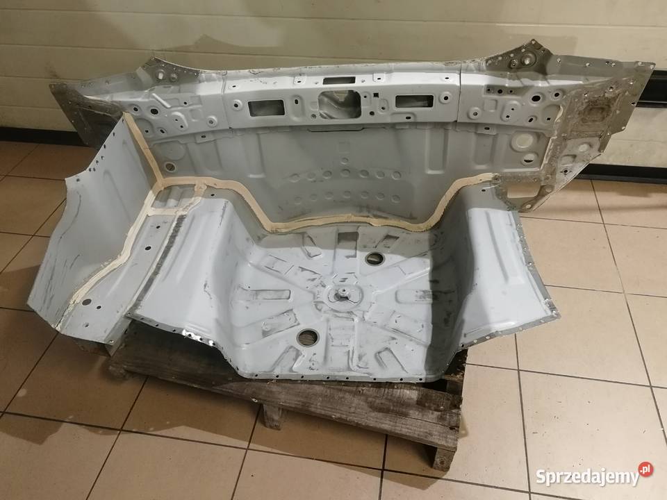 Pas tył wanna AYGO II