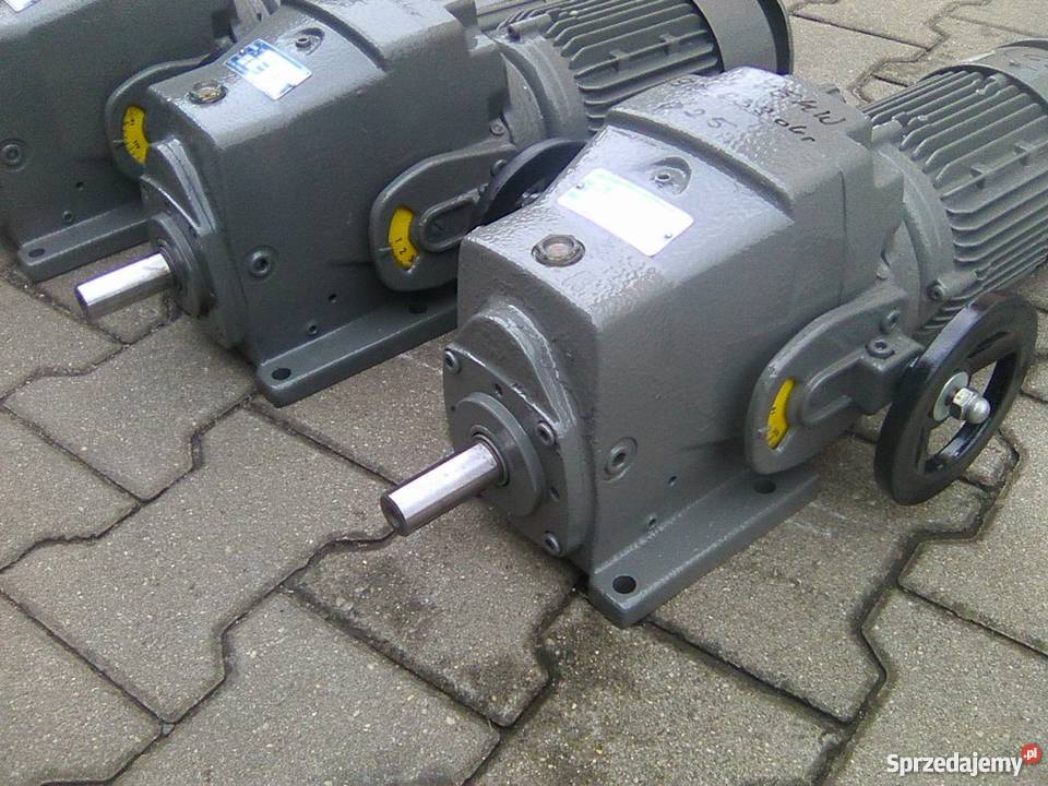 Motoreduktor 11 kW 410 obr 3faz Leszno