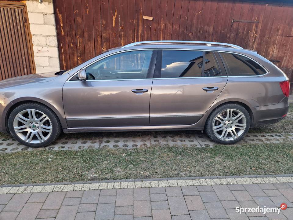 Skoda Superb światła LED Białobrzegi