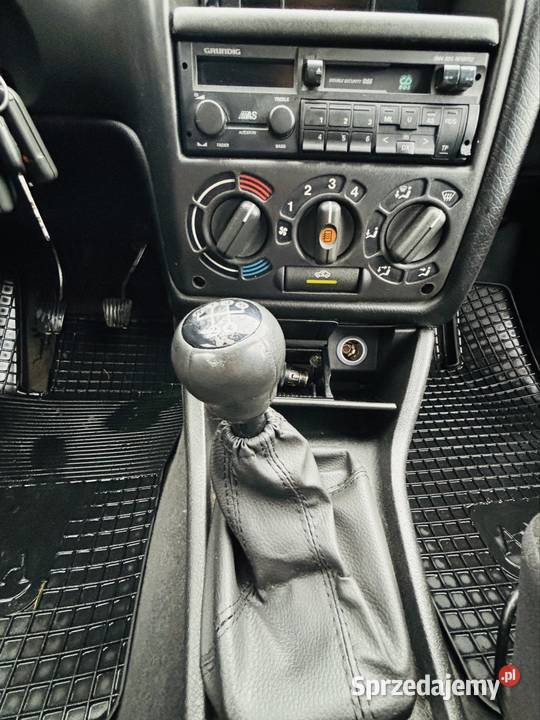 Opel Astra I 14 benzyna 1997r nieuszkodzony Opel sprzedam