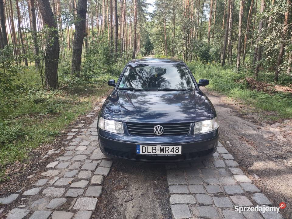 Volkswagen Passat 1.8 benzyna ładny zadbany