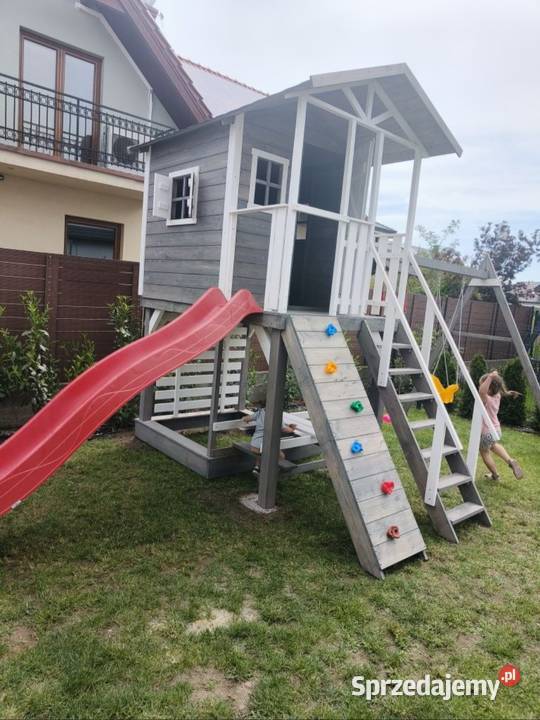 Domek dzieci plac zabaw stolik piaskownica ślizg świętokrzyskie Bliżyn