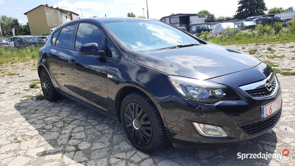 Opel Astra 14 Turbo 140 2010 r Klima Opłacona tempomat