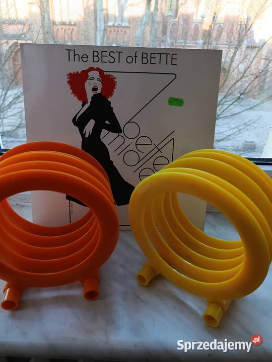 Dwa stojaki na płyty winylowe z PRL Veritas Choszczno