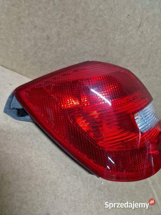 Skoda fabia 2 lift kombi lampa lewy prawy tył Złotoryja