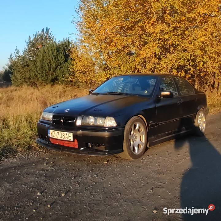 BMW E36 18tds spaw skręty 120KM lubelskie Milejów-Osada