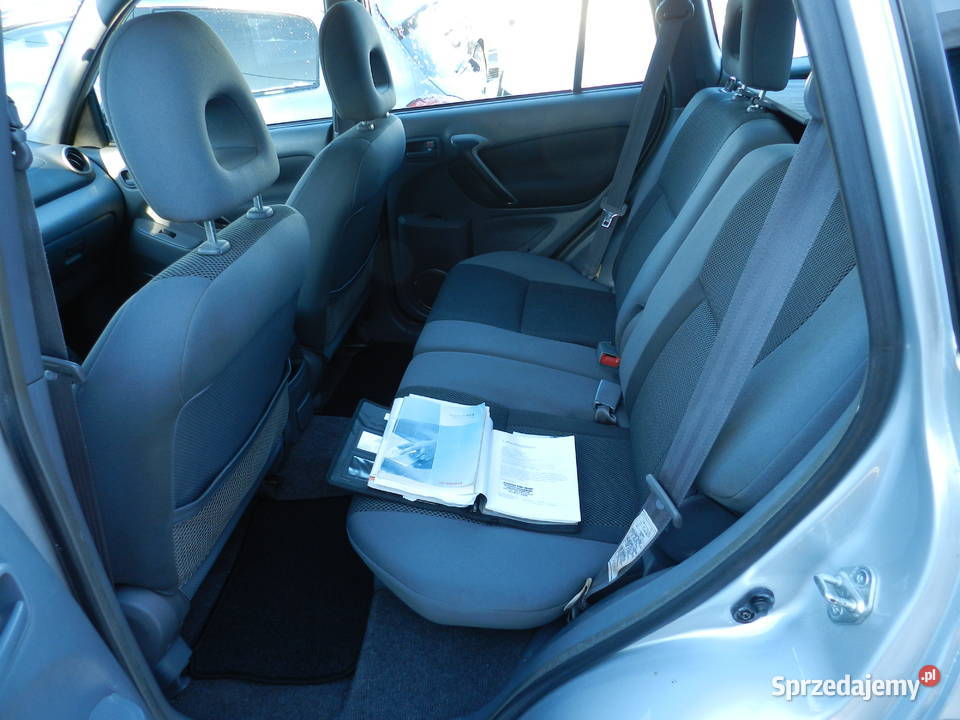 Toyota RAV4 5 drzwi klima hak 4x4 hak Samochody osobowe warmińsko-mazurskie Olsztyn