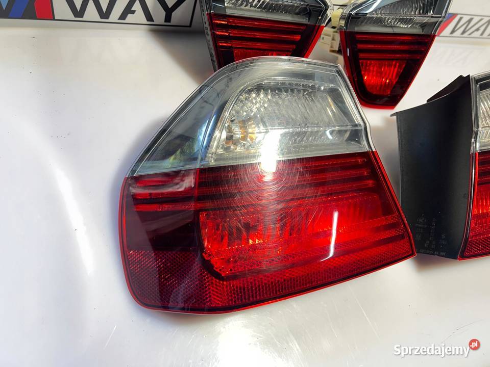 BMW E90 LAMPY TYŁ KOMPLET BLACK LINE LEWA PRAWA