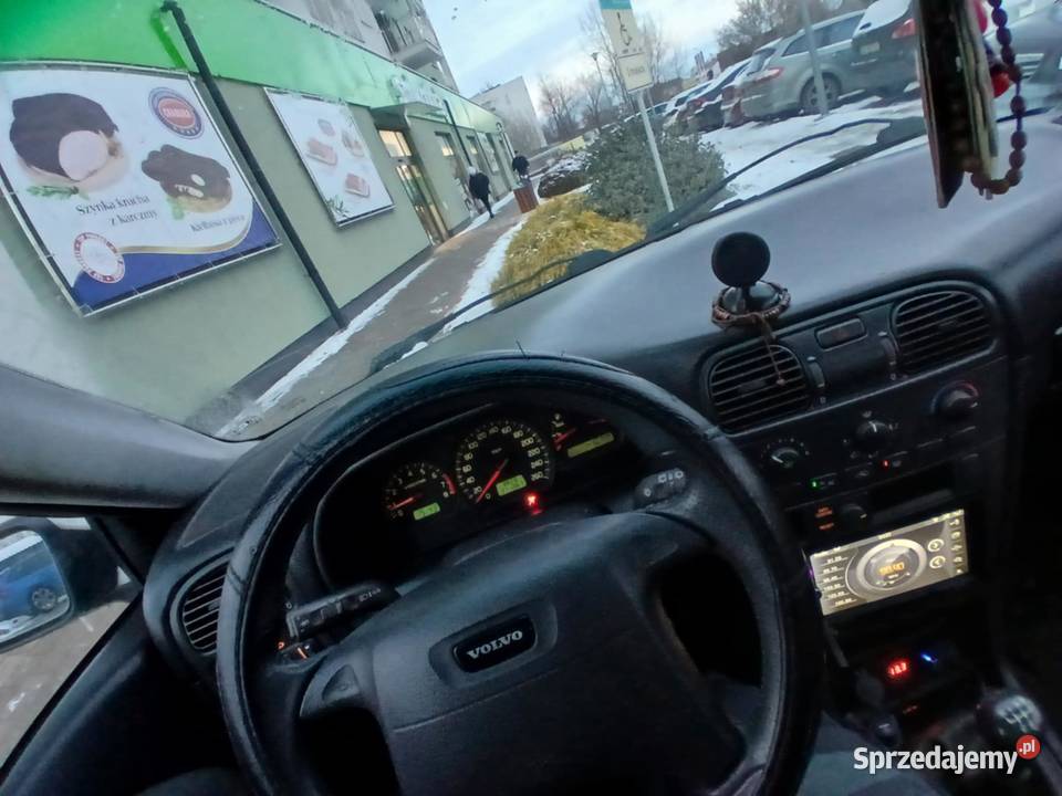 Volvo V40 18 benzyna 2001r Rzeszów sprzedam