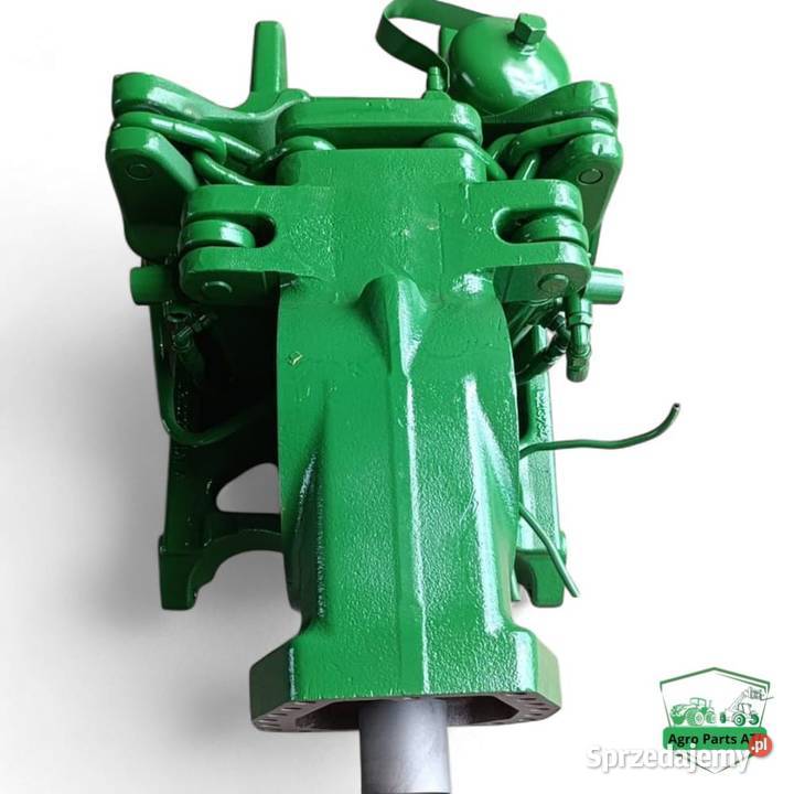 Wspornik przedniej osi L213733 John Deere 6155R podlaskie