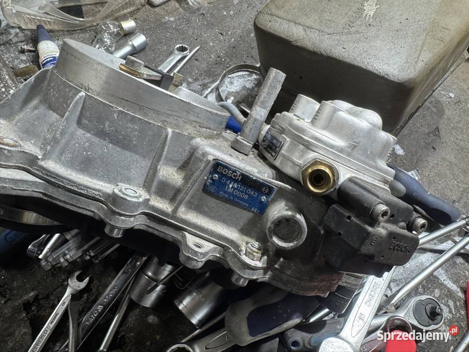 Wtrysk Kjet tronic mercedes w124 m102 23 Rozdzielacze Poraj sprzedam