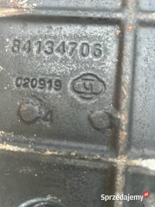POKRYWA MISKA 84134705 84134706 CASE IH PUMA 185 Kielce sprzedam