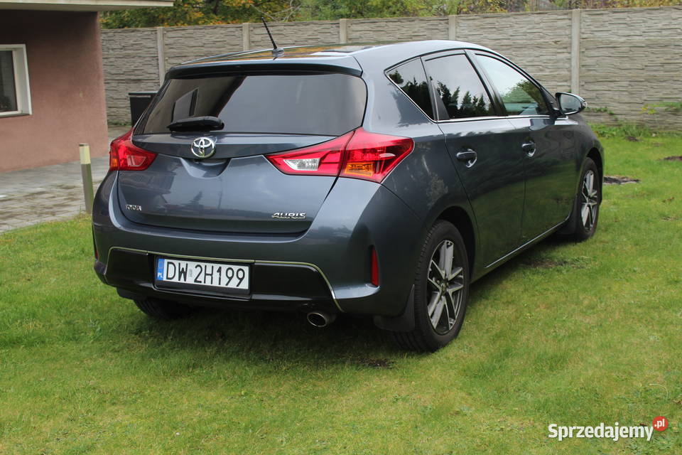Toyota Auris II 2015r 16 Benz Polski salon Stan poduszka powietrzna