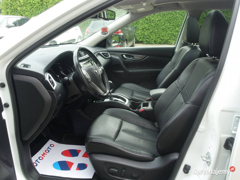 Nissan XTrail 16D Navi Alu Skóra Panorama Ledy ESP Samochody osobowe Częstochowa