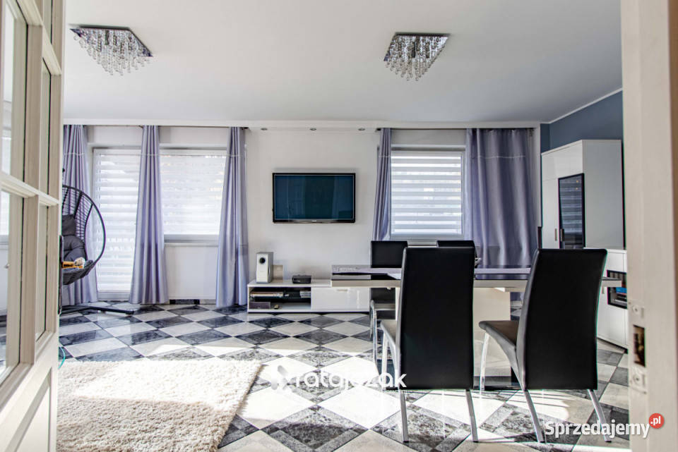 sprzedaży domu wolnostojącego 21503m2 Gdynia dachówka pomorskie