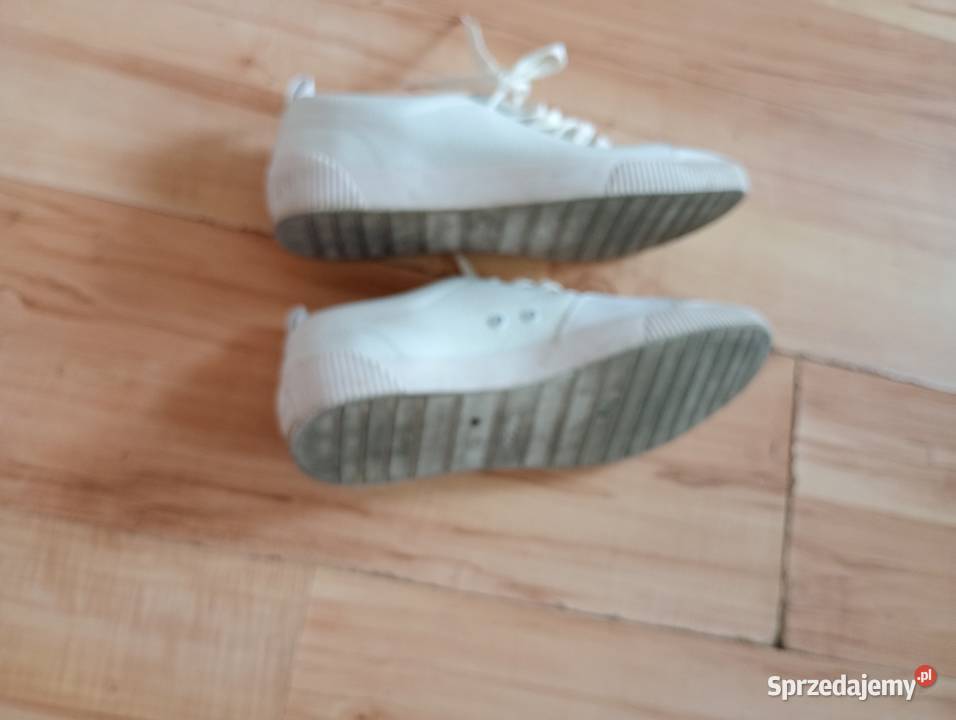 buty 42 HUGO białe biały Sportowe zachodniopomorskie Szczecin