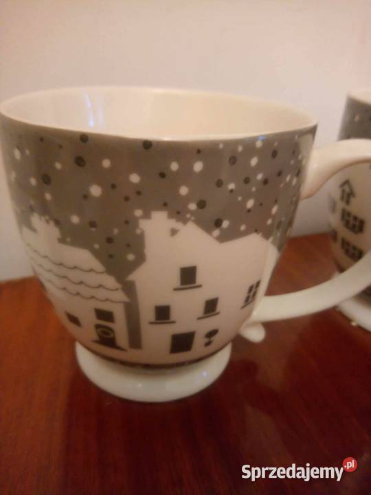 Świąteczna filiżanka na stopce porcelana Filiżanki i spodki Warszawa sprzedam
