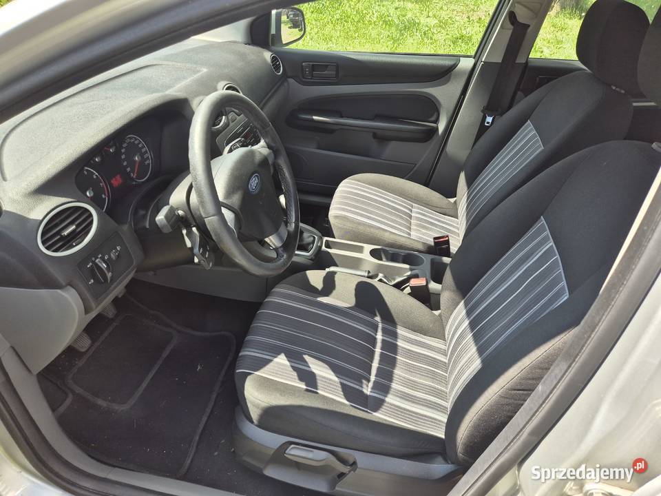 Ford Focus 16 benzyna salon Polska manualna Dębica