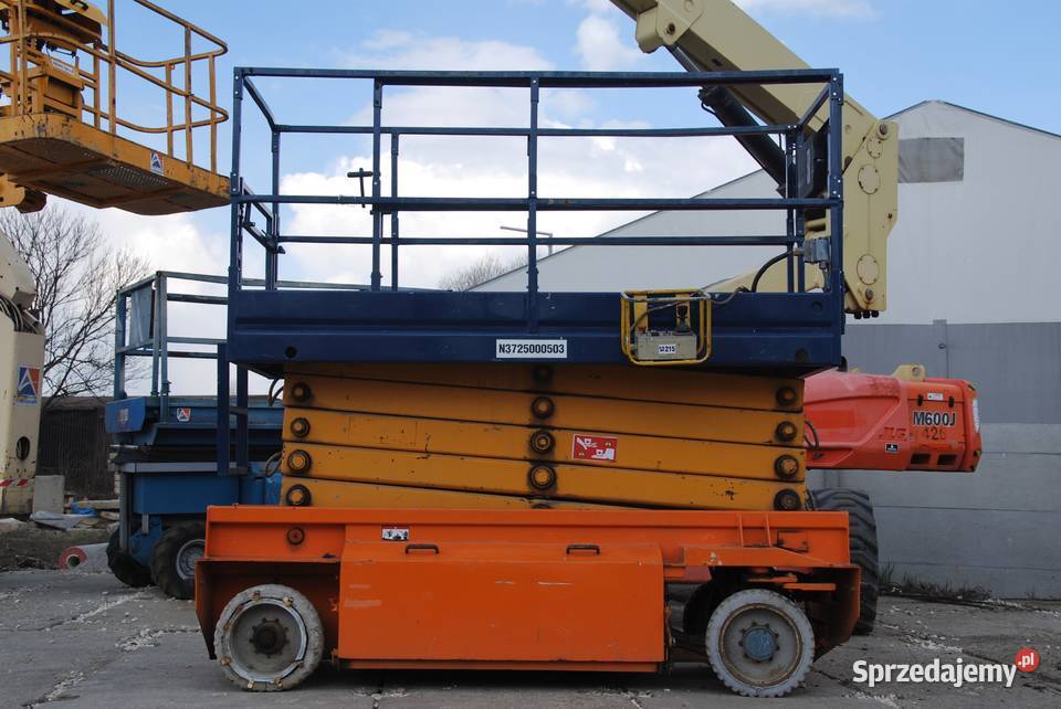 Podnośnik nożycowy LIFTLUX 10510 SL 215 podkarpackie