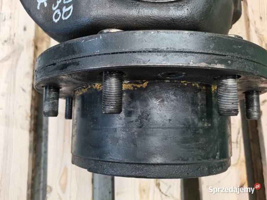 Holland LM 5030 Zwolnica Zwrotnica Półoś Wilkowo