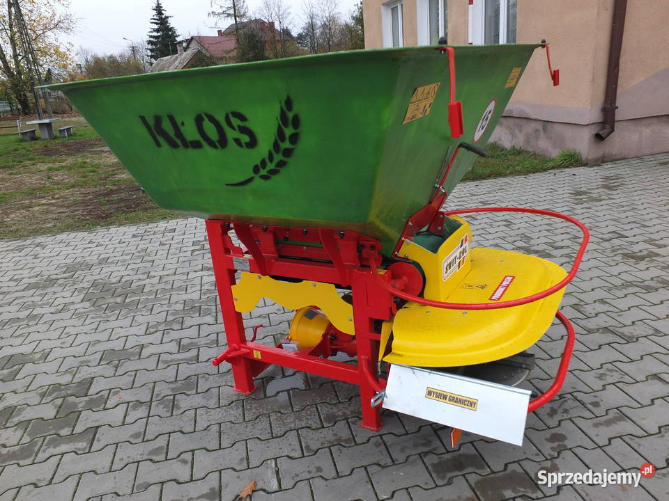 Rozsiewacz na taśmę 300600 lejek KŁOS Motyl Rozsiewacze nawozów Wisznice