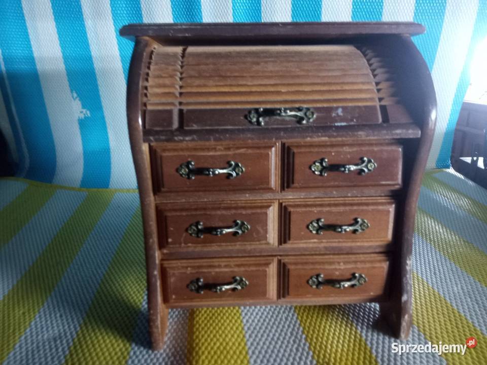 Szafkę sprzedam Borówno