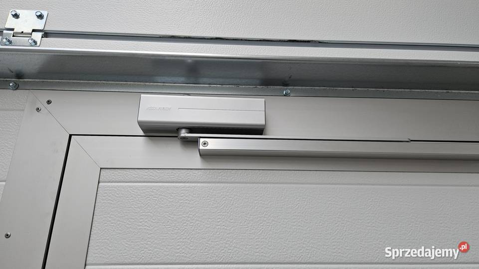 Brama segmentowa przemysłowa automat 3000 x 2800 Swarzędz sprzedam