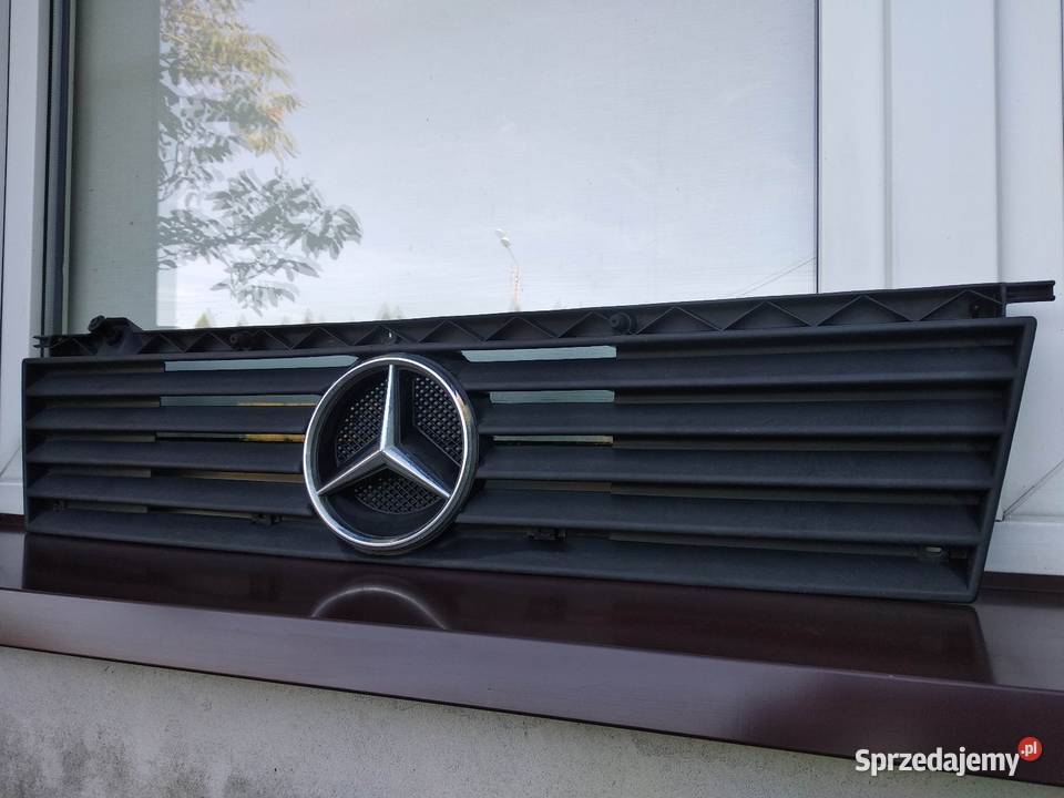 Mercedes Benz MB100 W631 grill atrapa przednia sprzedam