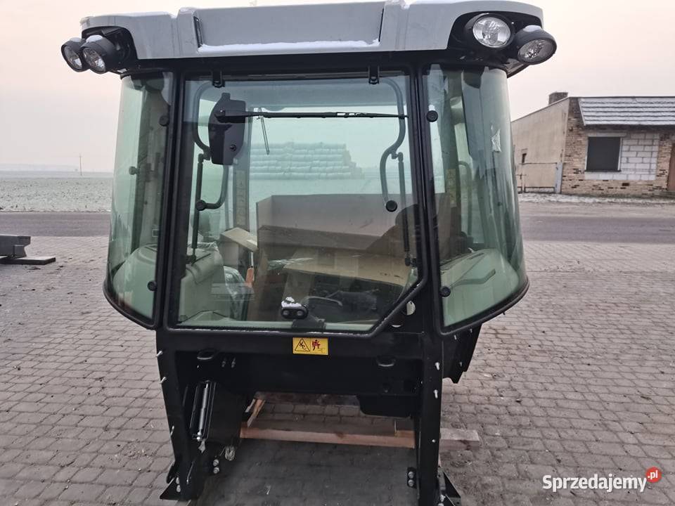 Kabina z wyposażeniem Massey Ferguson serii 7600