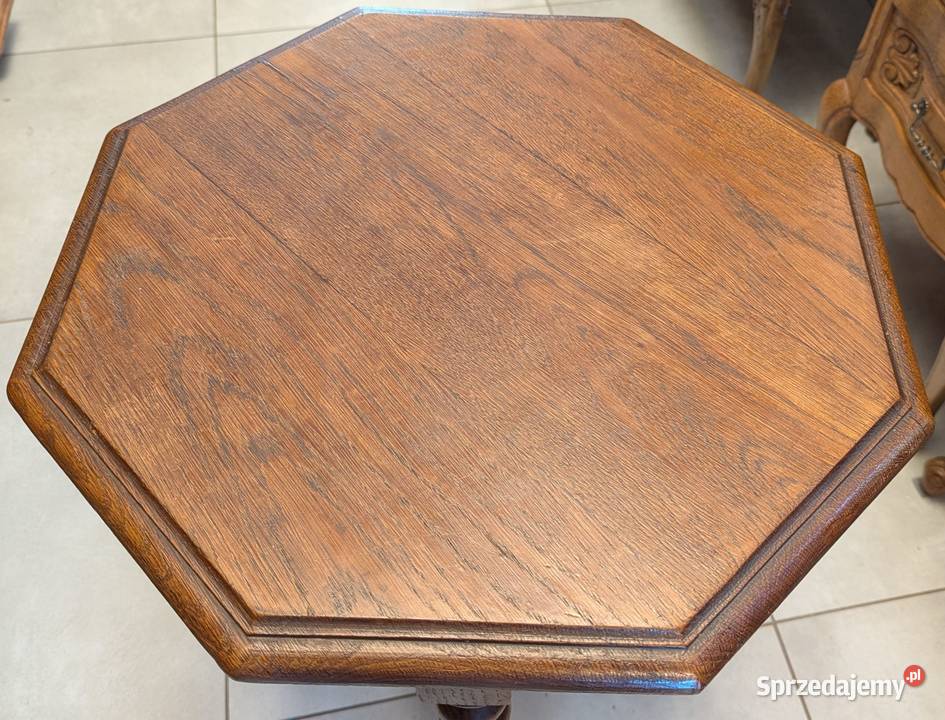ładny dębowy stoliksklep Dąbrowa Górnicza sprzedam