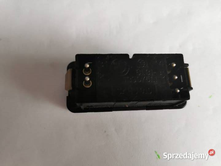 WŁĄCZNIK ŚWIATEŁ AWARYJNYCH BMW E36 1390751 panele sterowania, przełączniki Margonin