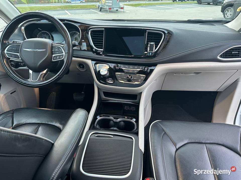 Pacifica 2022 LIMITED FWD podlaskie Łomża