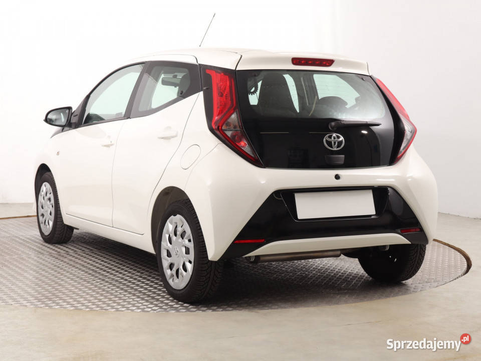 Toyota Aygo 10 VVTi 9596km Katowice