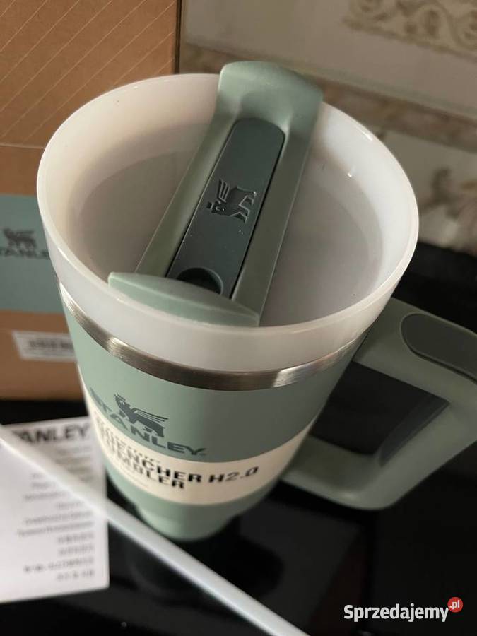 Oryginalny kubek Stanley Quencher H20 Tumbler Zastawa stołowa sprzedam