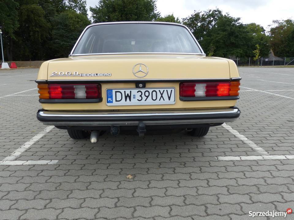 MercedesBenz W123 200 D 1981 ZGODNY Z VIN NISKI skórzana tapicerka sprzedam