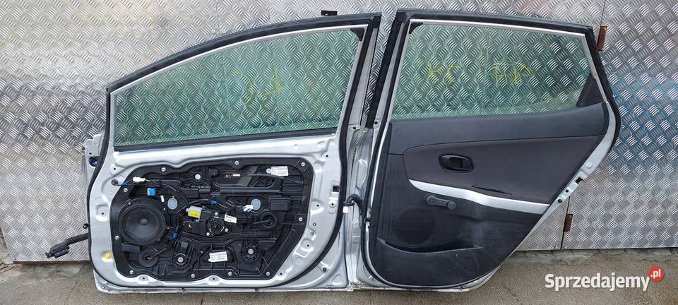 DRZWI PRAWE TYLNE KIA CEED HB 1218 LAK KC osobowe Części samochodowe Międzychód