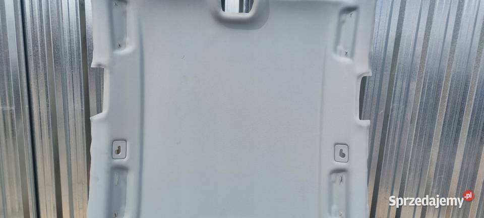 PODSUFITKA AUDI A4 B9 KOMBI 8W9867506B Przystajń