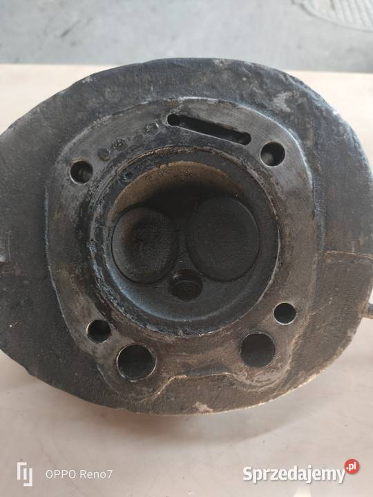 Głowica lewa Ural Pozostałe łódzkie Łubno sprzedam