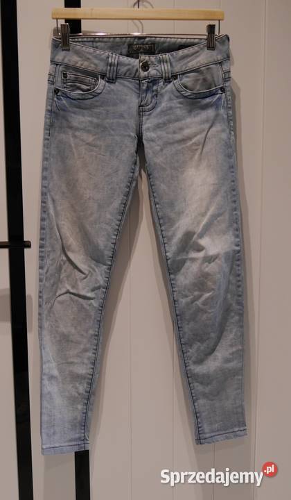 Guess świetne spodnie biodrówki 34 XS Wrocław