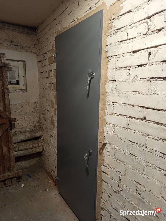 Drzwi do piwnicy stalowe solidne