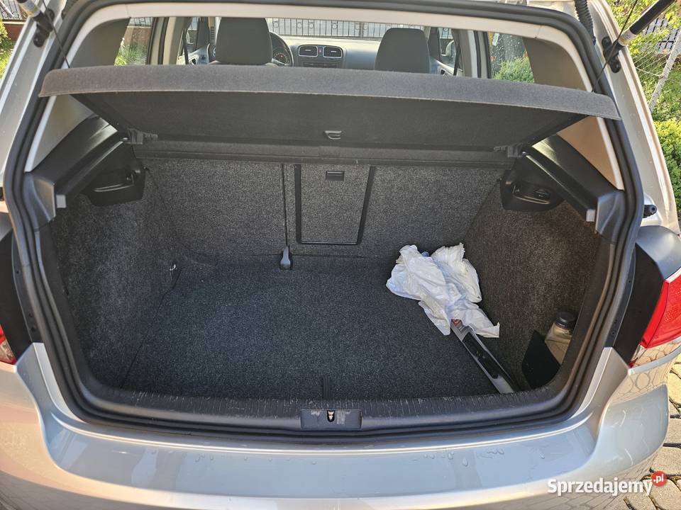 VOLKSWAGEN Golf VI 16 mpi